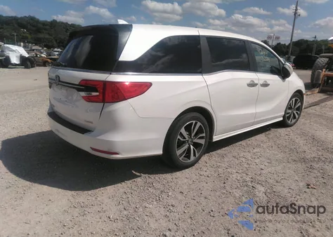 2024 Honda Odyssey Touring z USA, uszkodzony, nr VIN 5FNRL6H88RB075670